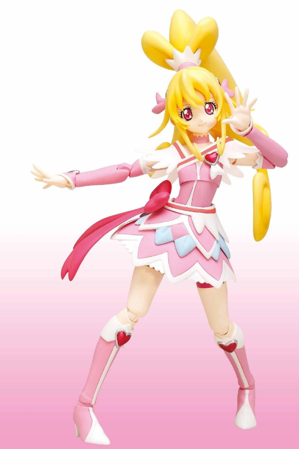 新品未開封｜S.H.フィギュアーツ キュアハート｜ドキドキ！プリキュア Amazon.co.jp: TAMASHII NATIONS S.H.フィギュアーツ キュアハート